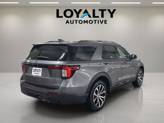 Used 2025 Ford Explorer ST-Line AWD/4WD image 5