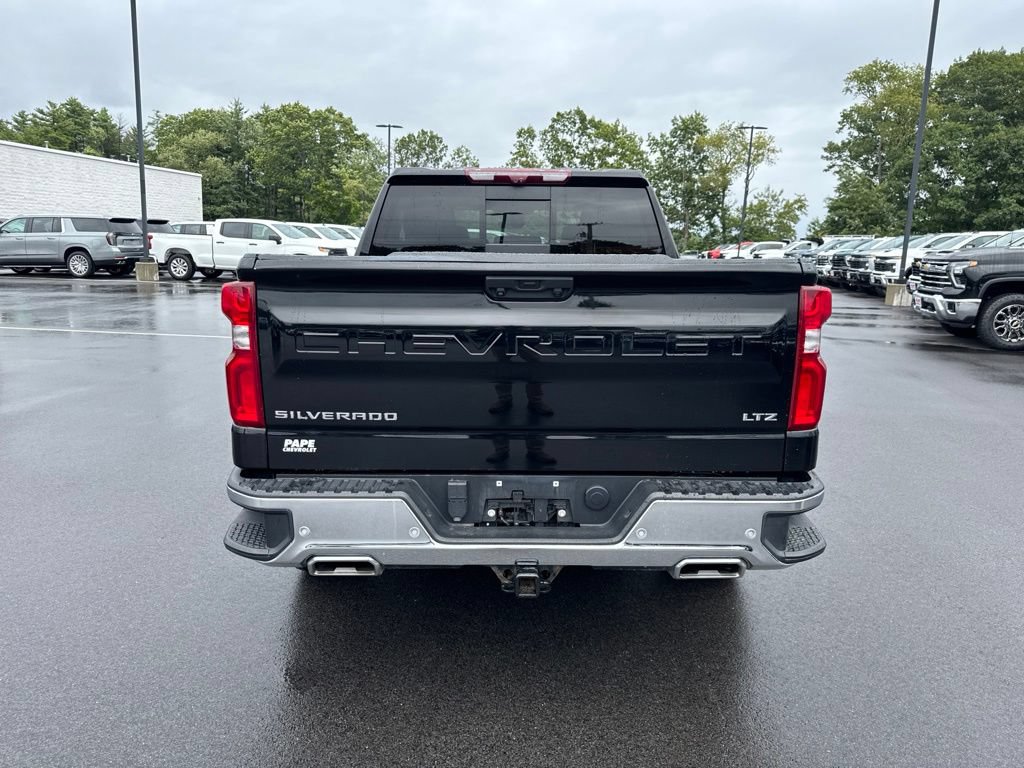 Used 2023 Chevrolet Silverado 1500 LTZ w/ Technology Package AWD/4WD image 3