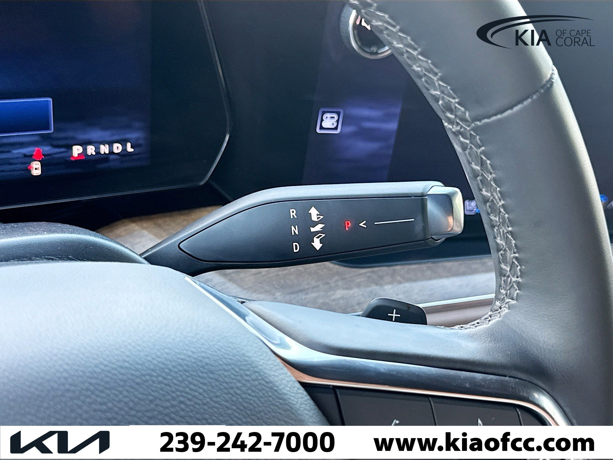 Used 2025 Chevrolet Suburban High Country image 29