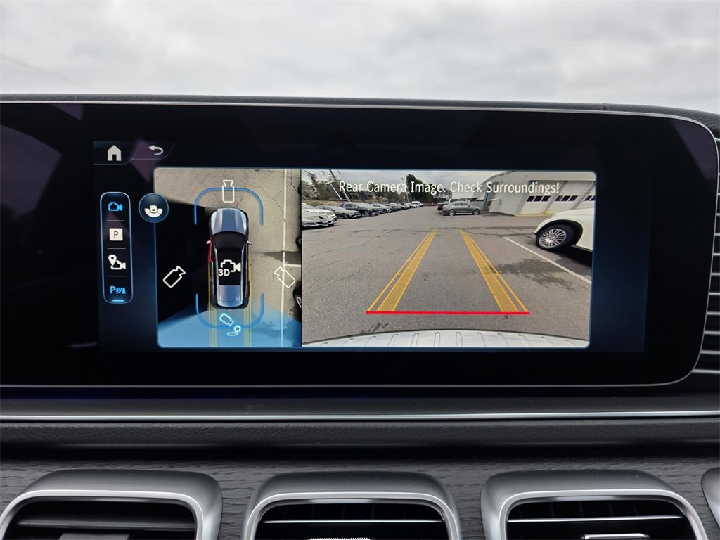 New 2026 Mercedes-Benz GLS 580 4MATIC image 19