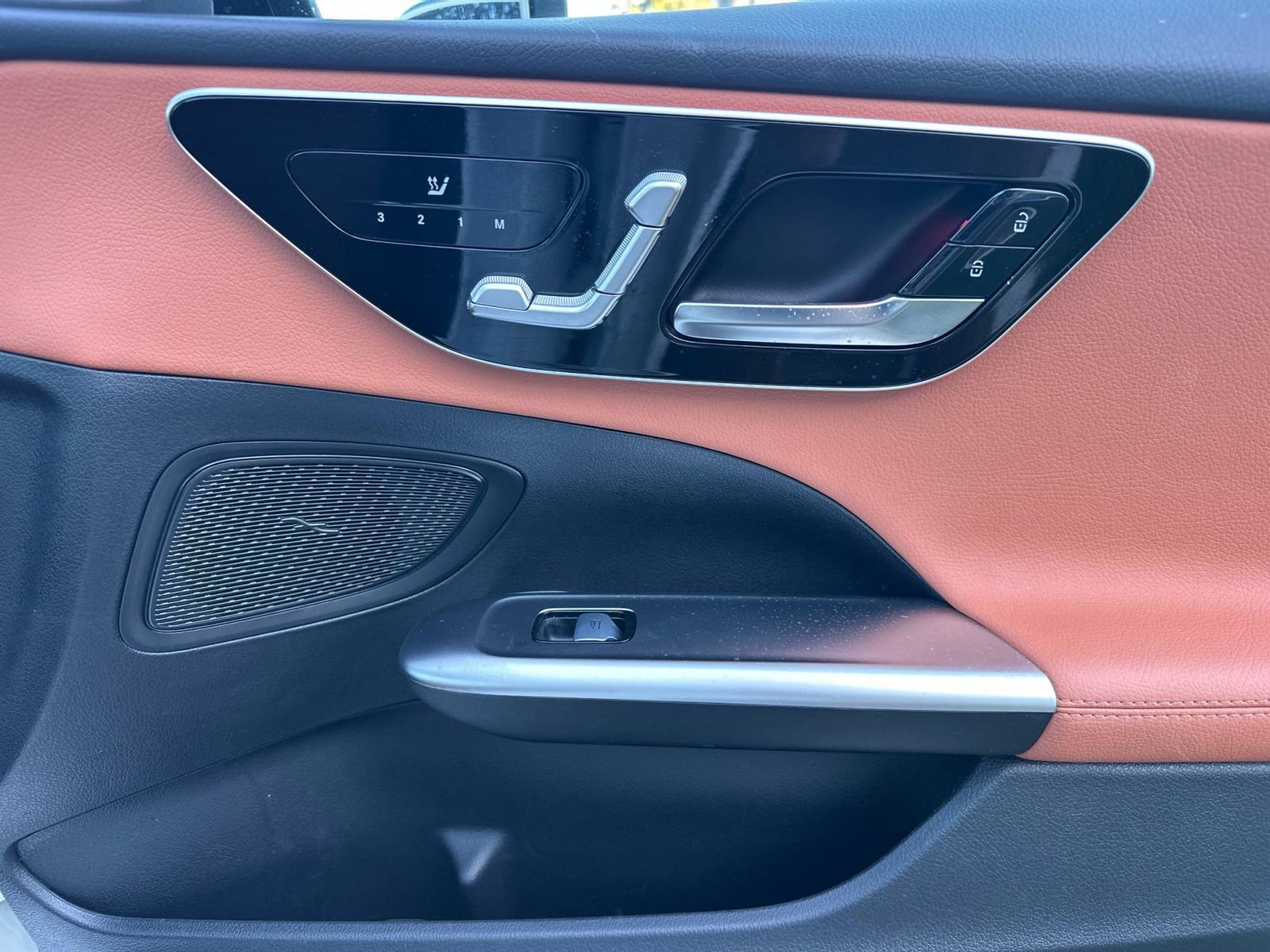 Certified 2025 Mercedes-Benz C 300 4MATIC Sedan image 19