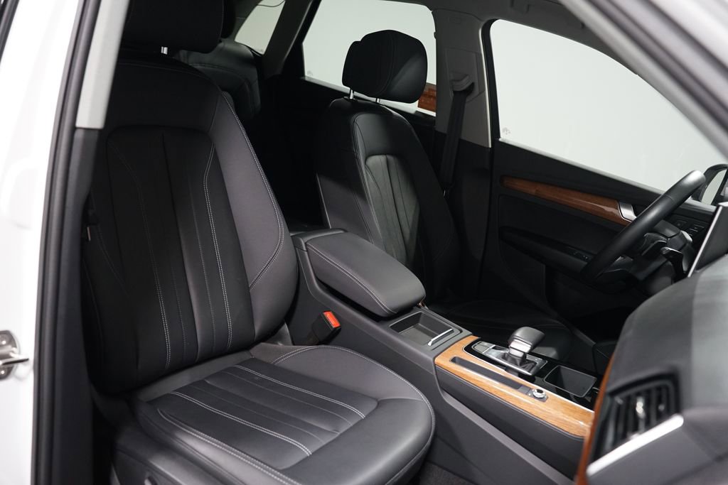 Used 2022 Audi Q5 2.0T Premium w/ Convenience Package AWD/4WD image 27