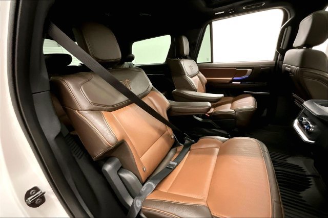 Used 2025 Ford Expedition King Ranch AWD/4WD image 27