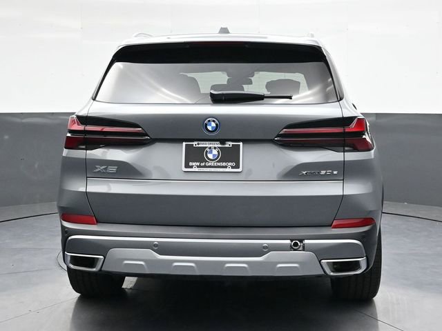 Used 2026 BMW X5 xDrive50e w/ Climate Comfort Package image 6