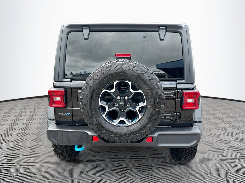 Certified 2023 Jeep Wrangler Unlimited Rubicon 4xe w/ Cold Weather Group AWD/4WD image 7