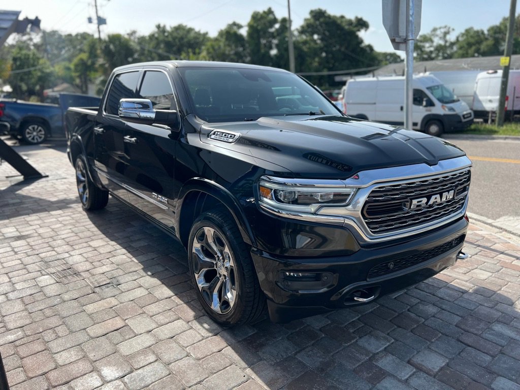 Used 2019 RAM 1500 Limited AWD/4WD image 3