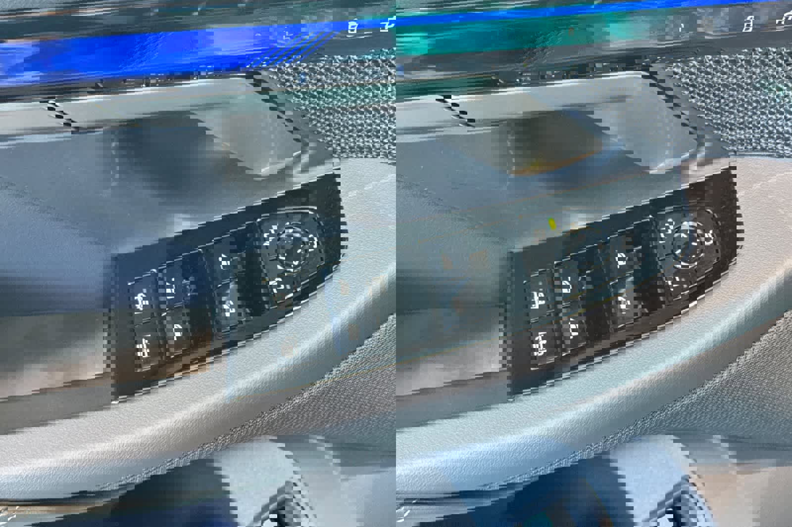 New 2026 BMW M5 w/ Carbon Package image 14