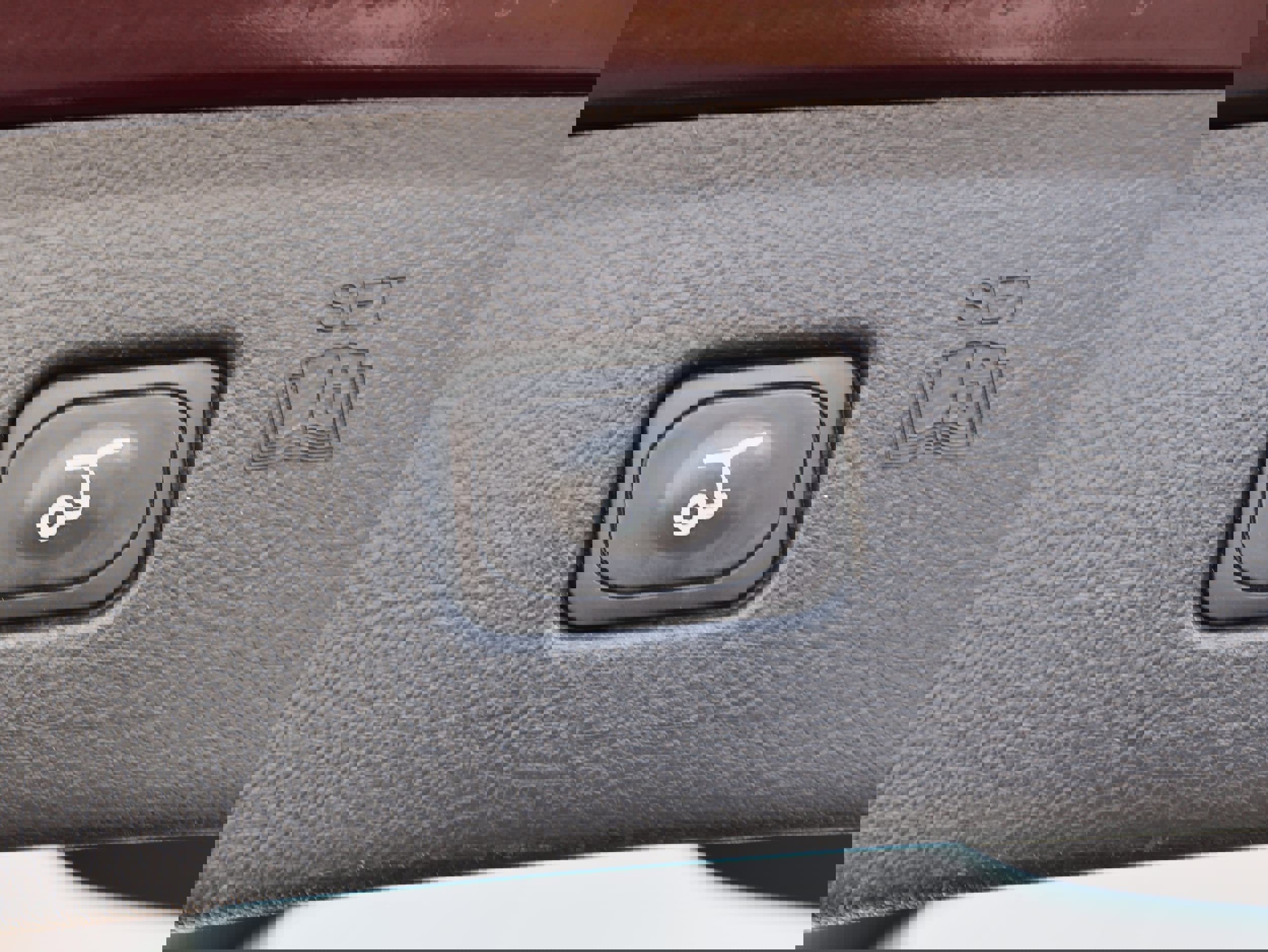 Used 2024 Ford Edge Titanium image 30