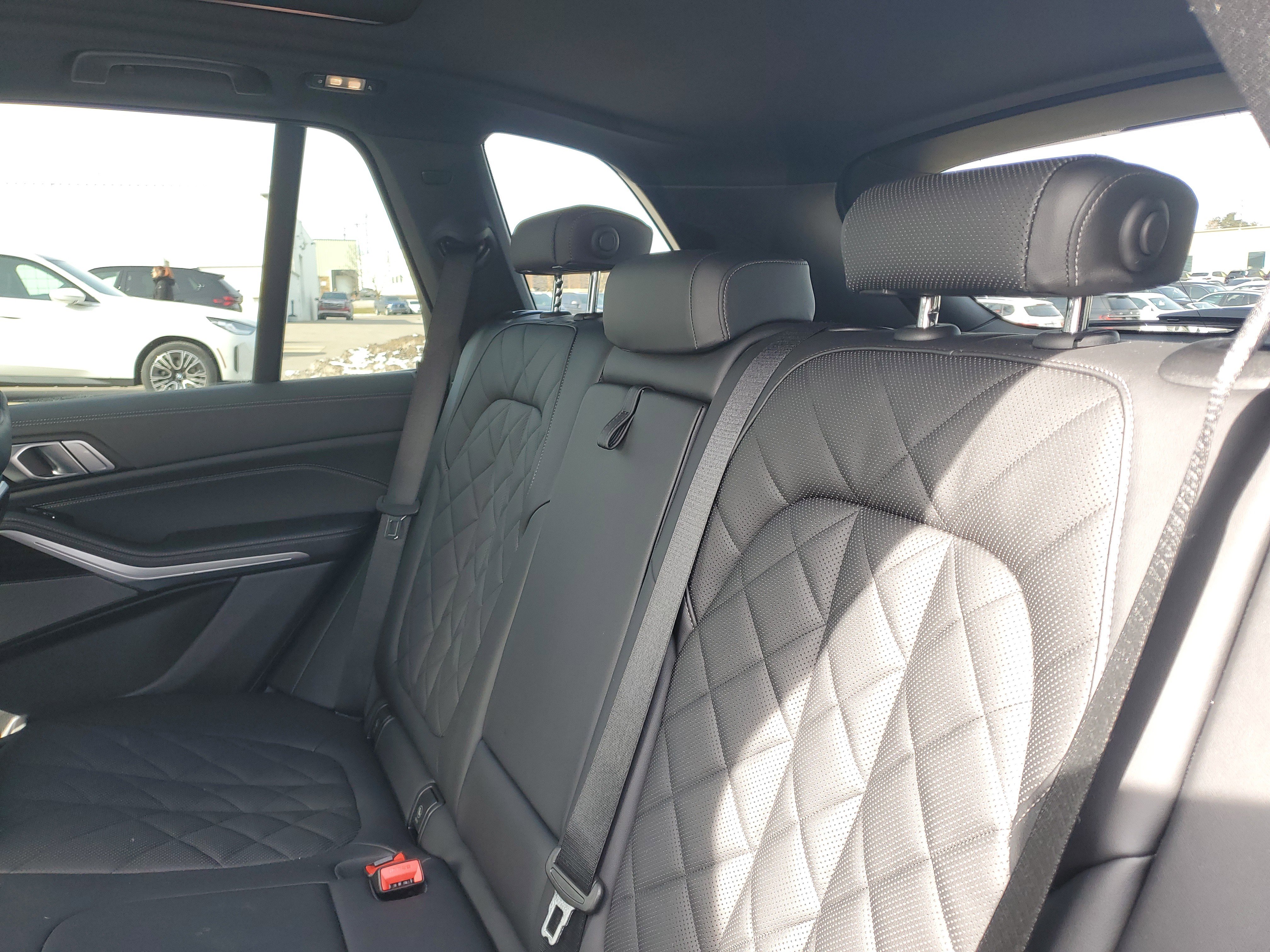 Certified 2024 BMW X5 xDrive40i w/ Premium Package image 24