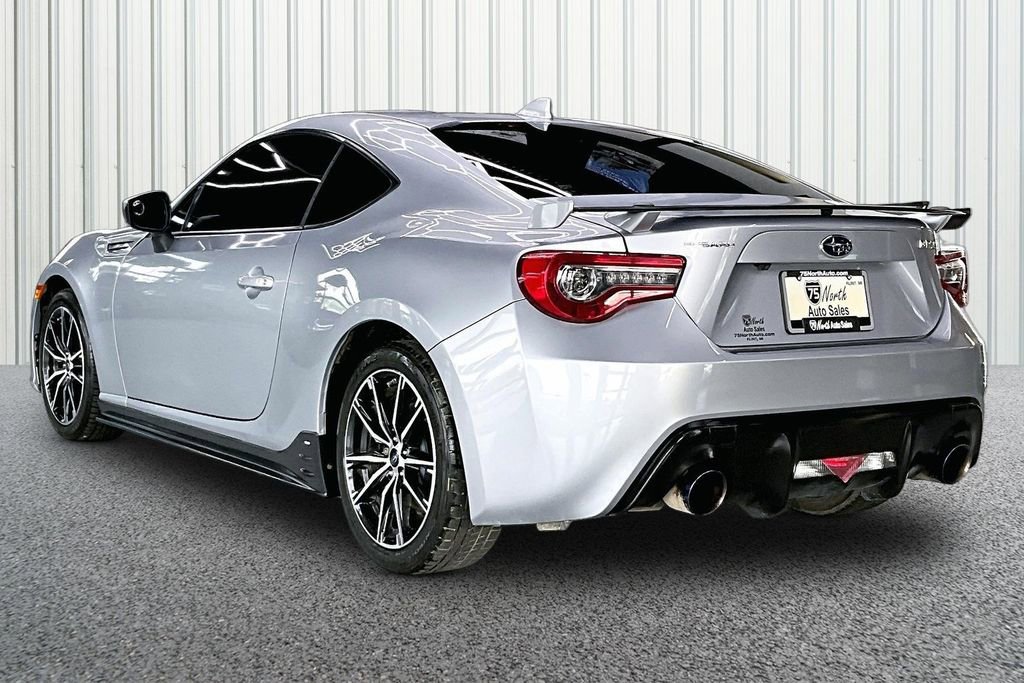 Used 2017 Subaru BRZ Limited w/ Popular Package #3 RWD image 4