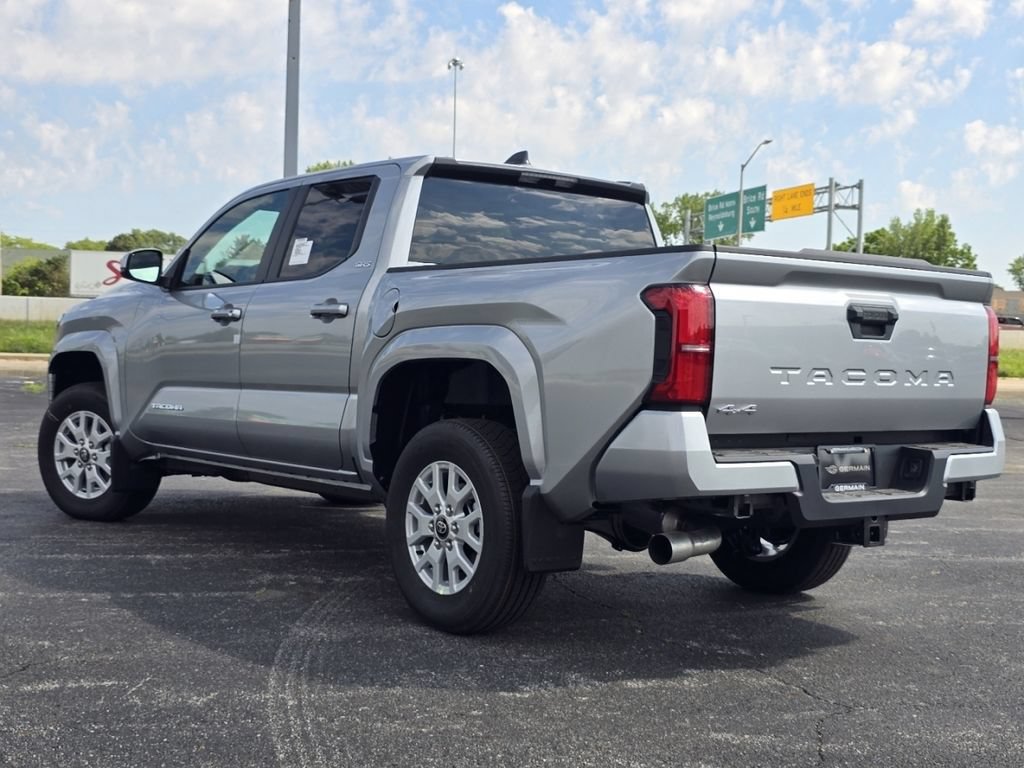 New 2026 Toyota Tacoma SR5 AWD/4WD image 12