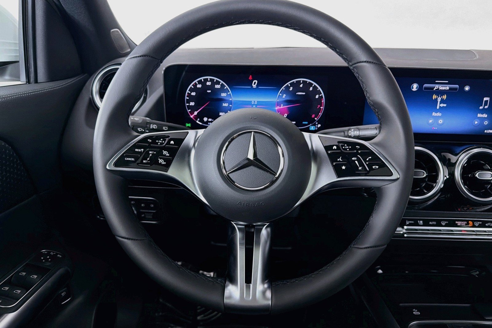 New 2026 Mercedes-Benz GLA 250 image 17
