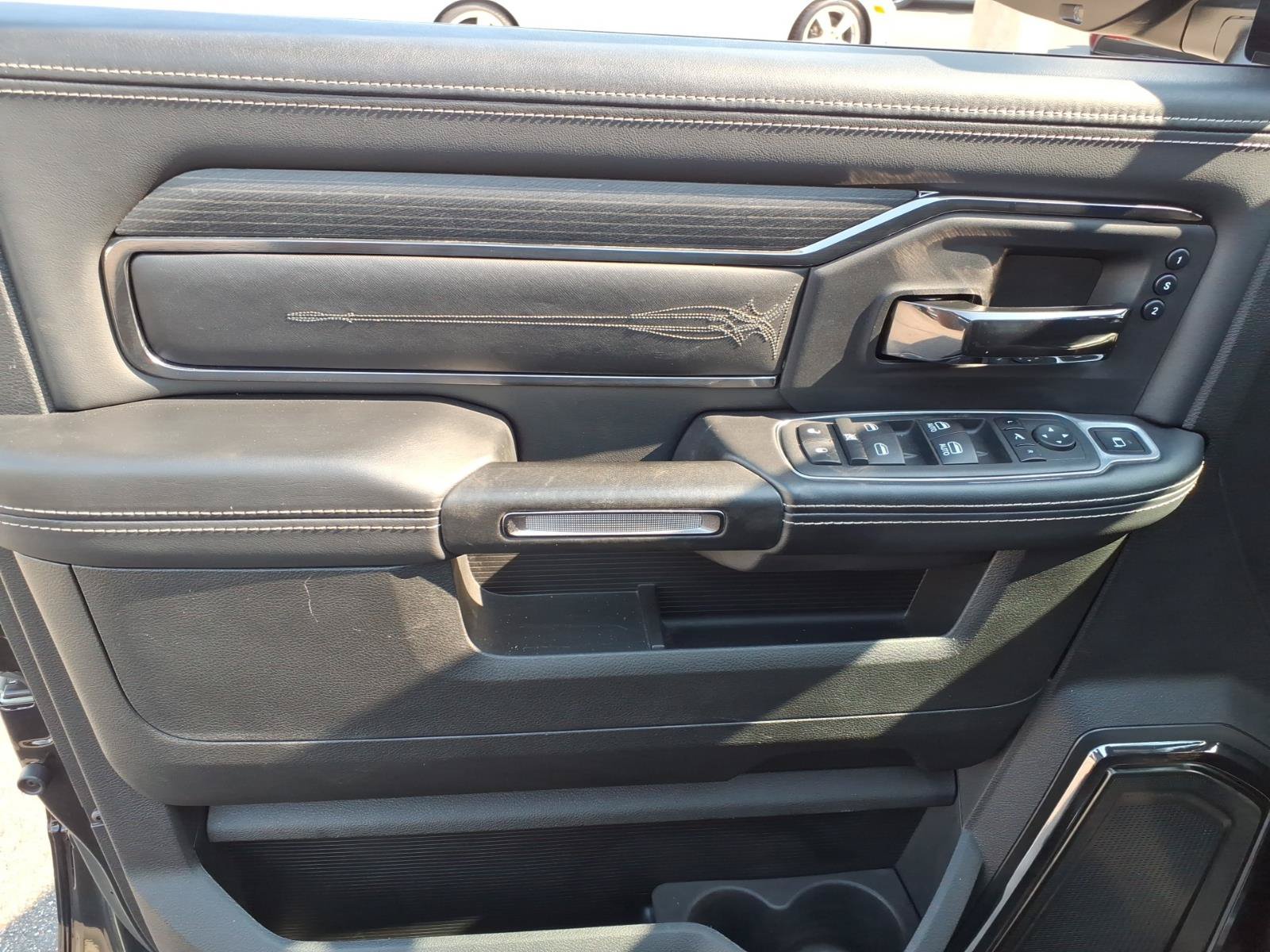 Used 2022 RAM 3500 Limited AWD/4WD image 13