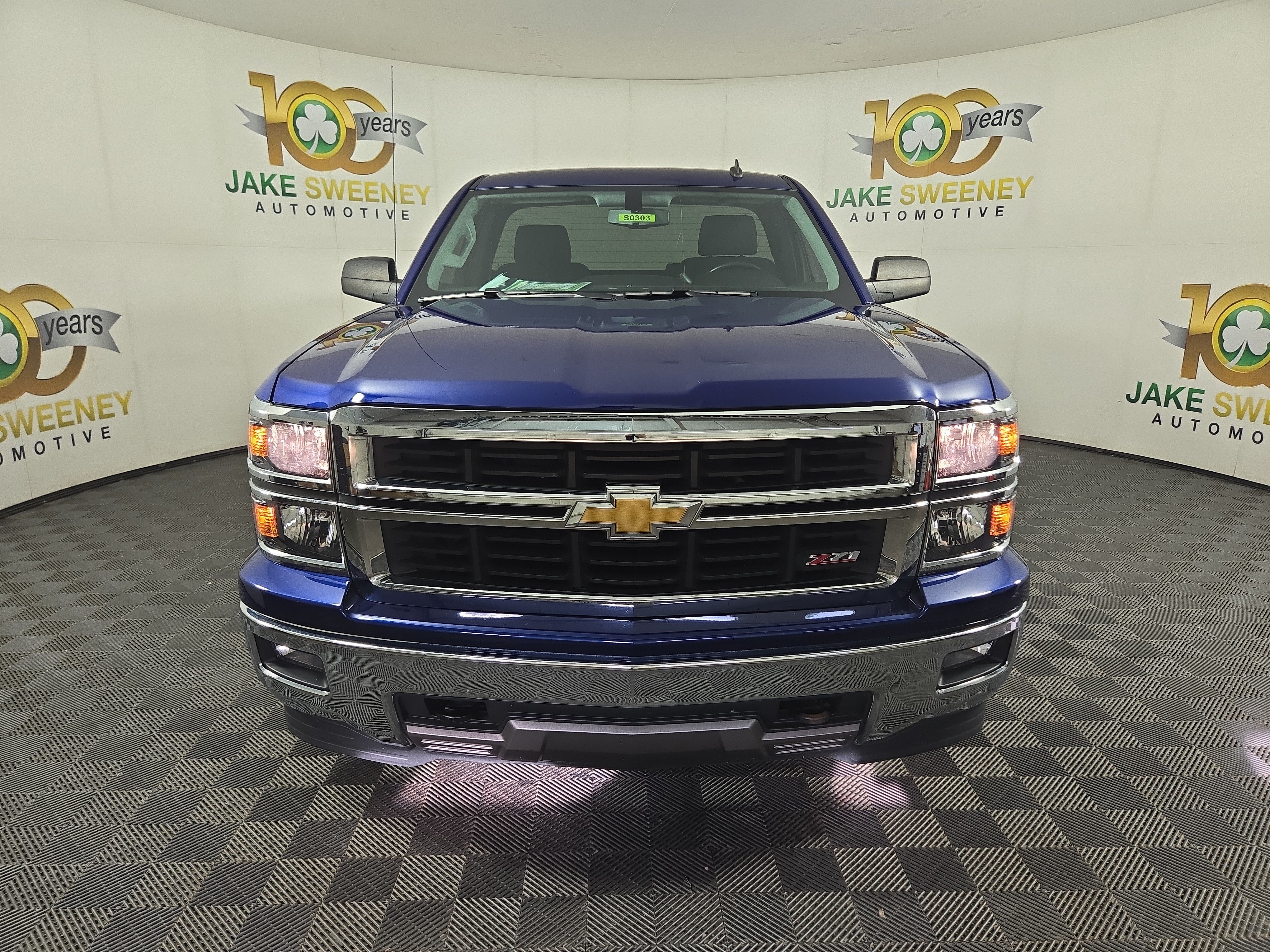 Used 2014 Chevrolet Silverado 1500 LT w/ LT Convenience Package AWD/4WD image 2