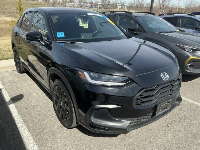 Used 2025 Honda HR-V Sport image 4