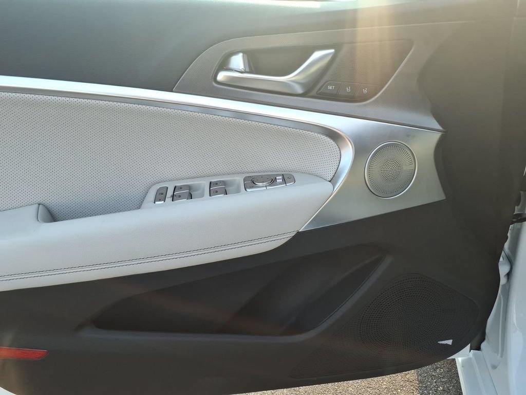 New 2026 Genesis G70 3.3T Sport Prestige RWD image 13