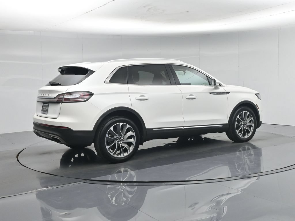 Used 2023 Lincoln Nautilus Reserve w/ Luxury Package AWD/4WD image 29