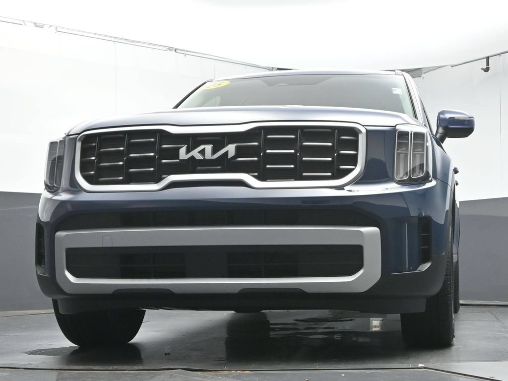 Used 2025 Kia Telluride S AWD/4WD image 39