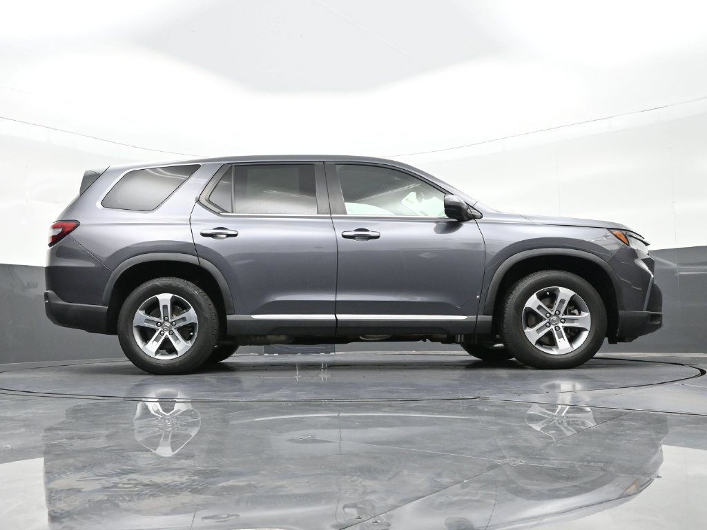 Used 2023 Honda Pilot EX-L image 28