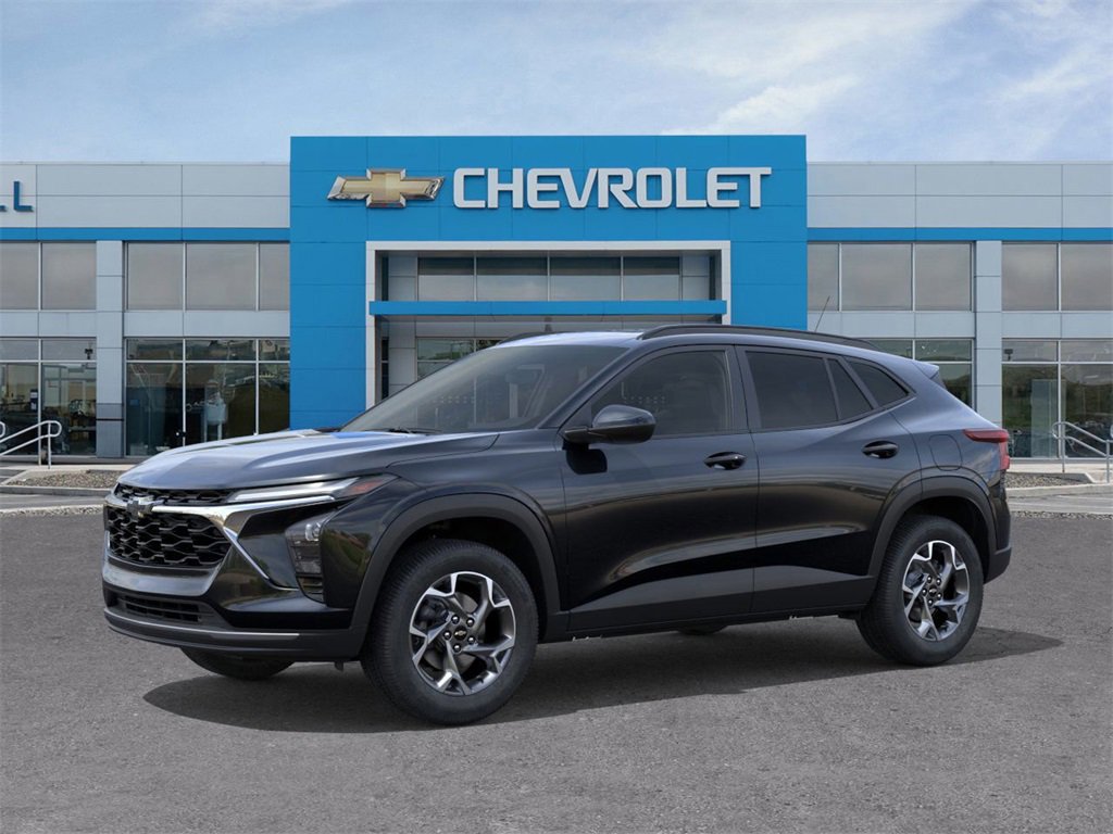 New 2026 Chevrolet Trax LT image 2