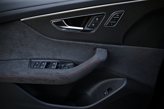 New 2026 Audi RS Q8 performance image 15