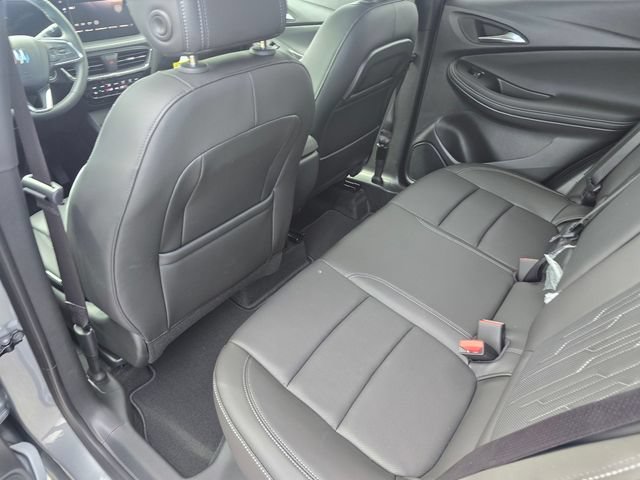 New 2026 Buick Encore GX Avenir w/ Avenir Technology Package FWD image 10