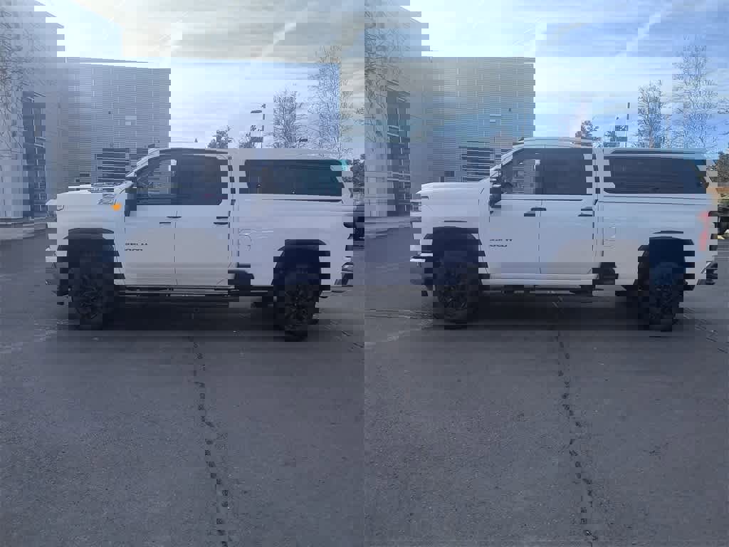 Used 2024 Chevrolet Silverado 3500 W/T w/ WT Safety Package image 3