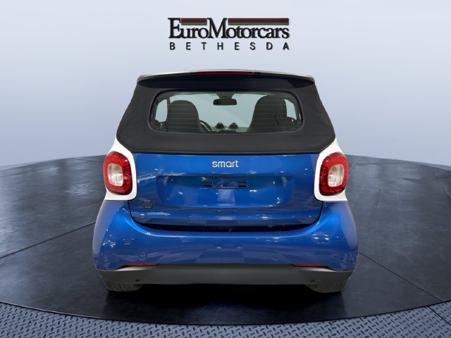 Used 2018 smart fortwo electric drive RWD image 4
