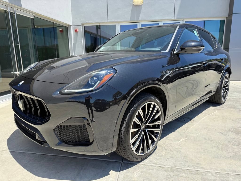 Used 2025 Maserati Grecale Modena AWD/4WD image 5