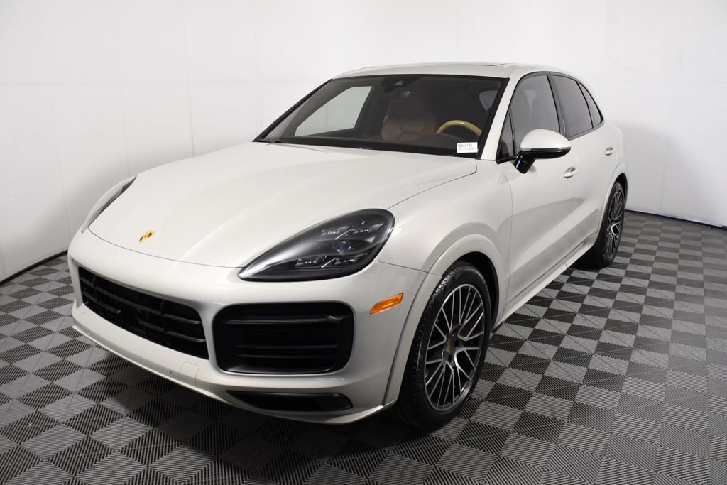 Used 2021 Porsche Cayenne GTS AWD/4WD image 1