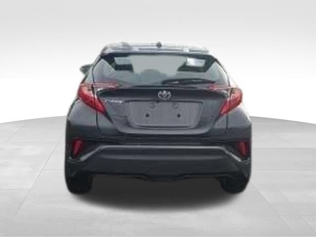Used 2021 Toyota C-HR LE FWD image 28