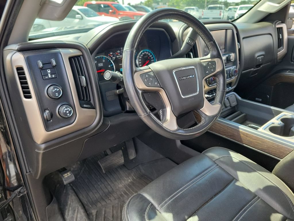 Used 2019 GMC Sierra 3500 Denali w/ Duramax Plus Package AWD/4WD image 10