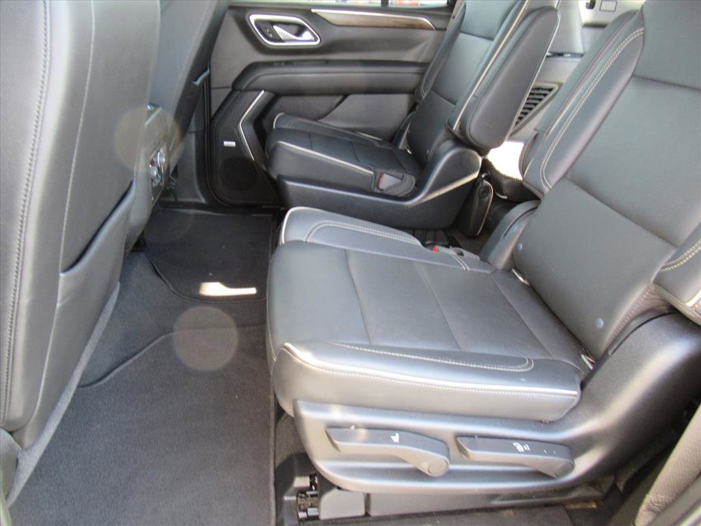 Used 2021 Chevrolet Tahoe Premier w/ Premium Package image 31