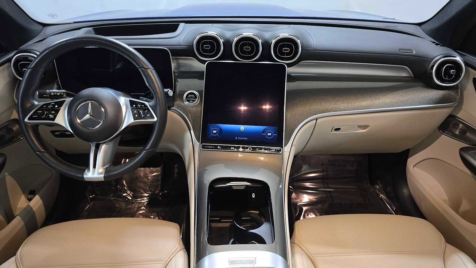 Certified 2024 Mercedes-Benz GLC 300 4MATIC image 18