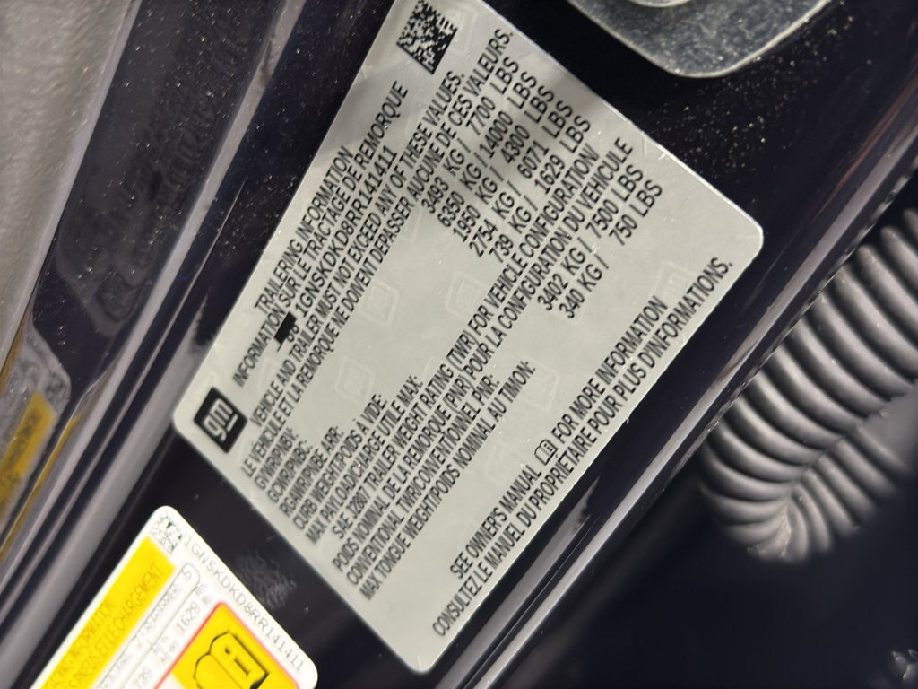 Used 2024 Chevrolet Suburban Z71 w/ Luxury Package AWD/4WD image 42