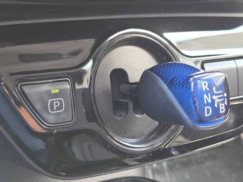 Used 2019 Toyota Prius XLE AWD/4WD image 37
