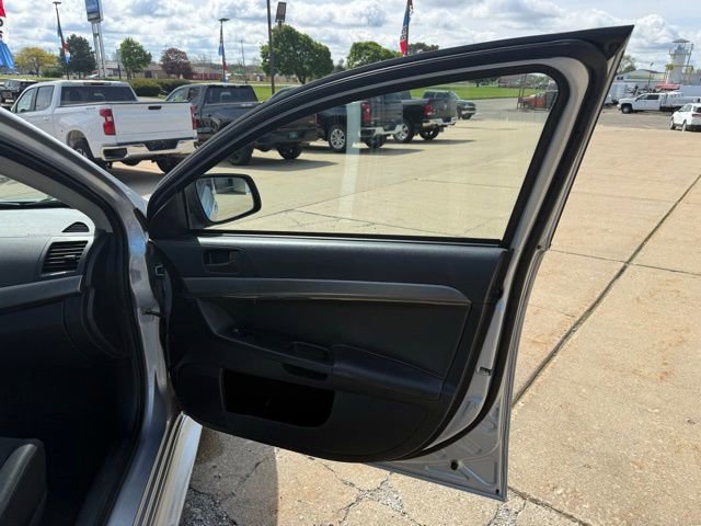 Used 2014 Mitsubishi Lancer ES FWD image 16