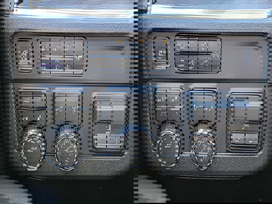 New 2026 Chevrolet Suburban Premier w/ Sun And Tow Package image 16