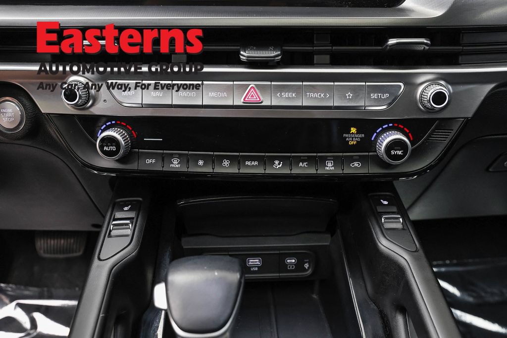 Used 2025 Kia Telluride S FWD image 21