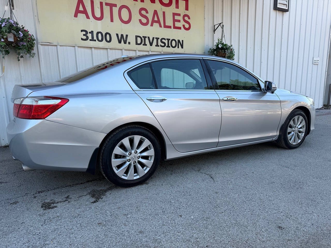 Used 2014 Honda Accord Touring image 3