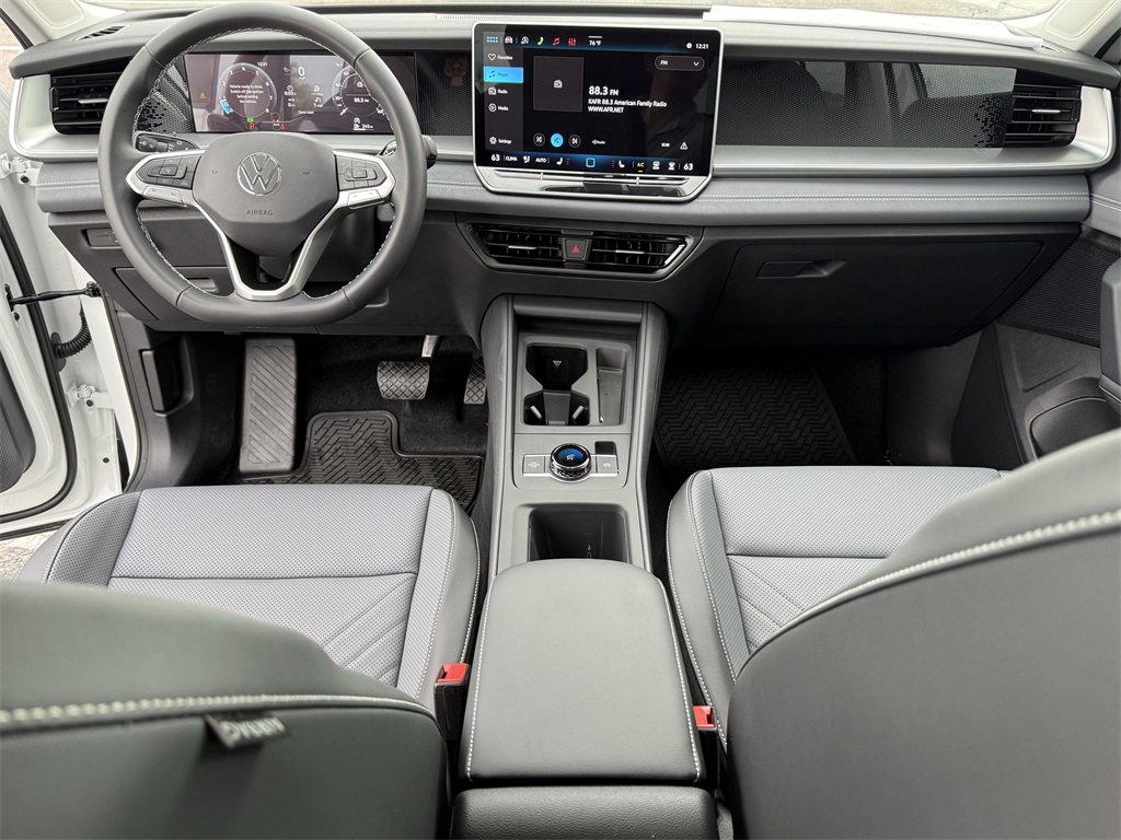 New 2026 Volkswagen Tiguan SE image 24