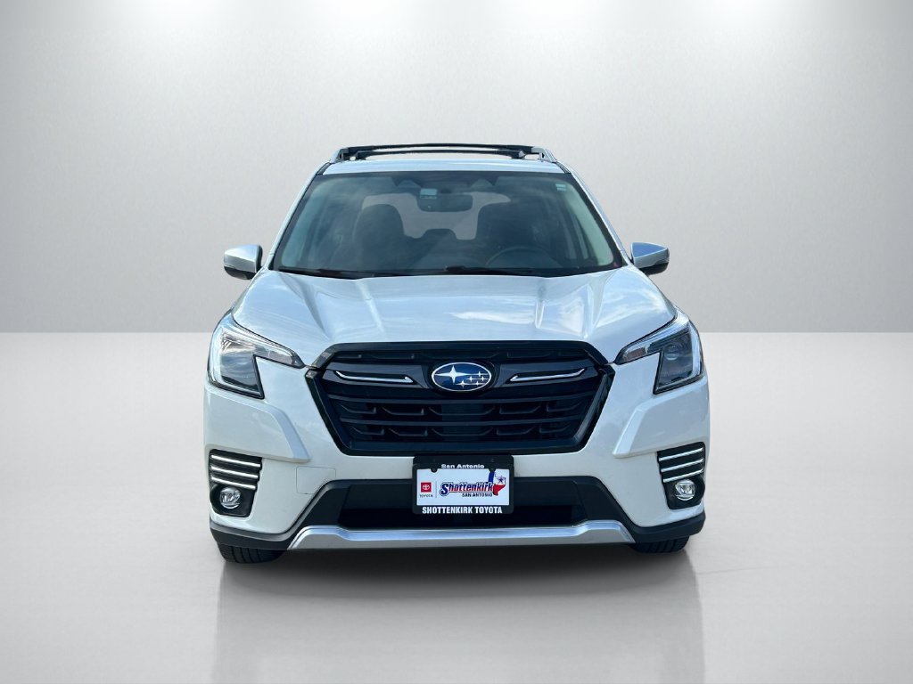Used 2024 Subaru Forester Touring w/ POP Package 3 AWD/4WD image 2