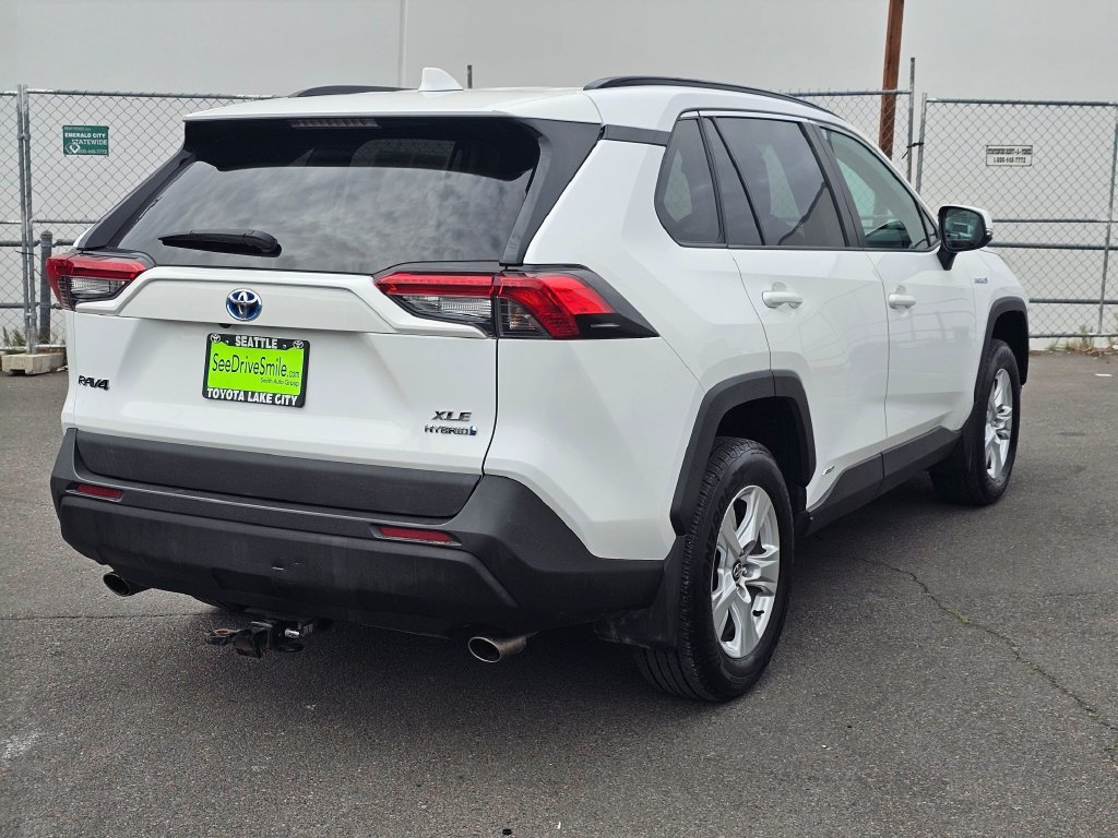 Used 2021 Toyota RAV4 XLE w/ Convenience Package AWD/4WD image 7