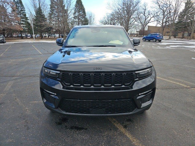 Used 2023 Jeep Grand Cherokee Limited w/ Luxury Tech Group II image 9