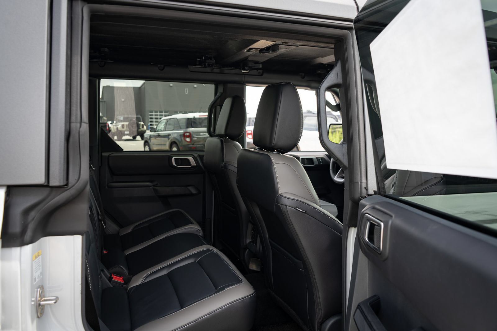 New 2026 Ford Bronco Outer Banks w/ Sasquatch Package AWD/4WD image 20