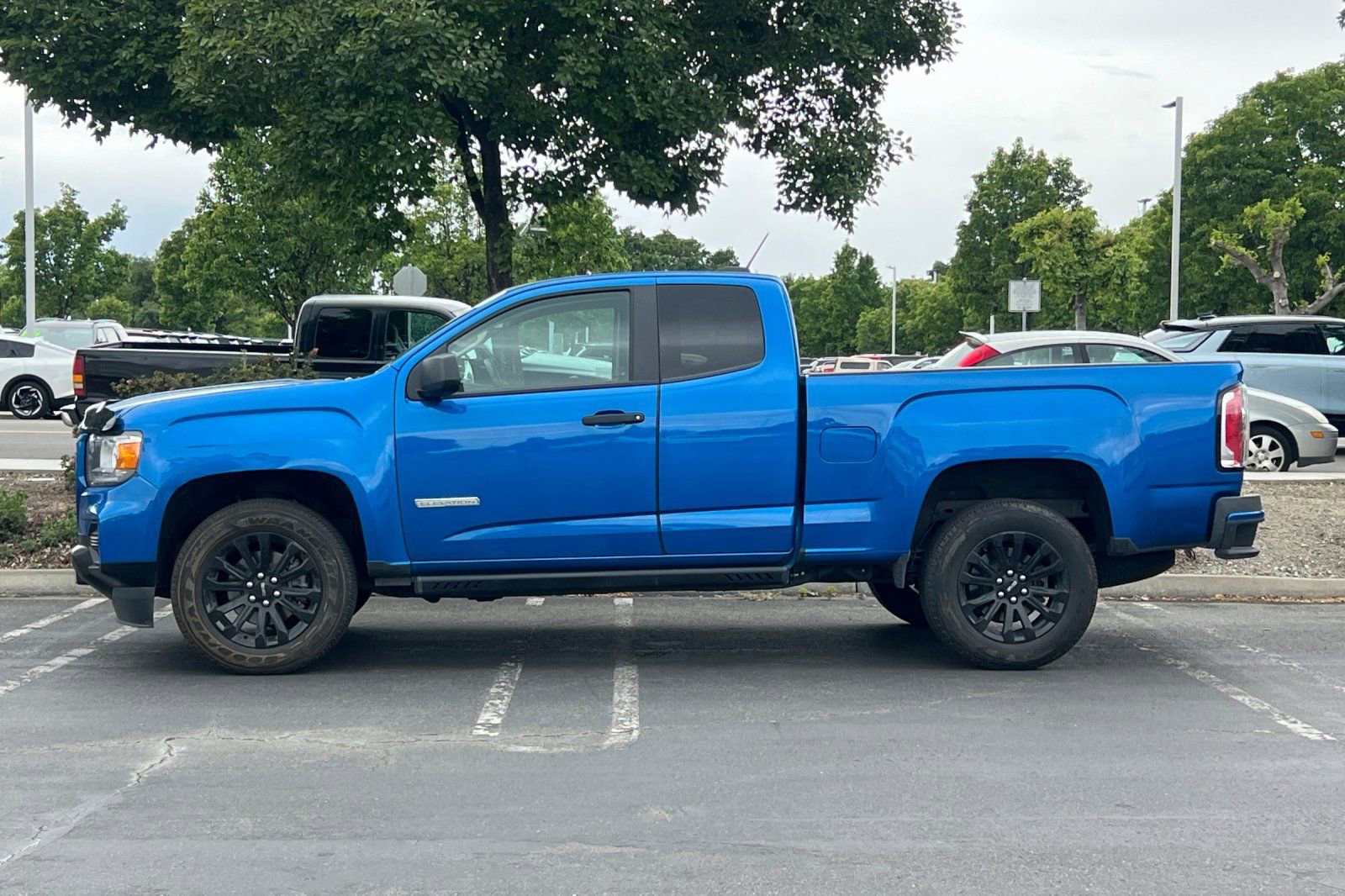 Used 2022 GMC Canyon Elevation Standard w/ Convenience Package RWD image 7