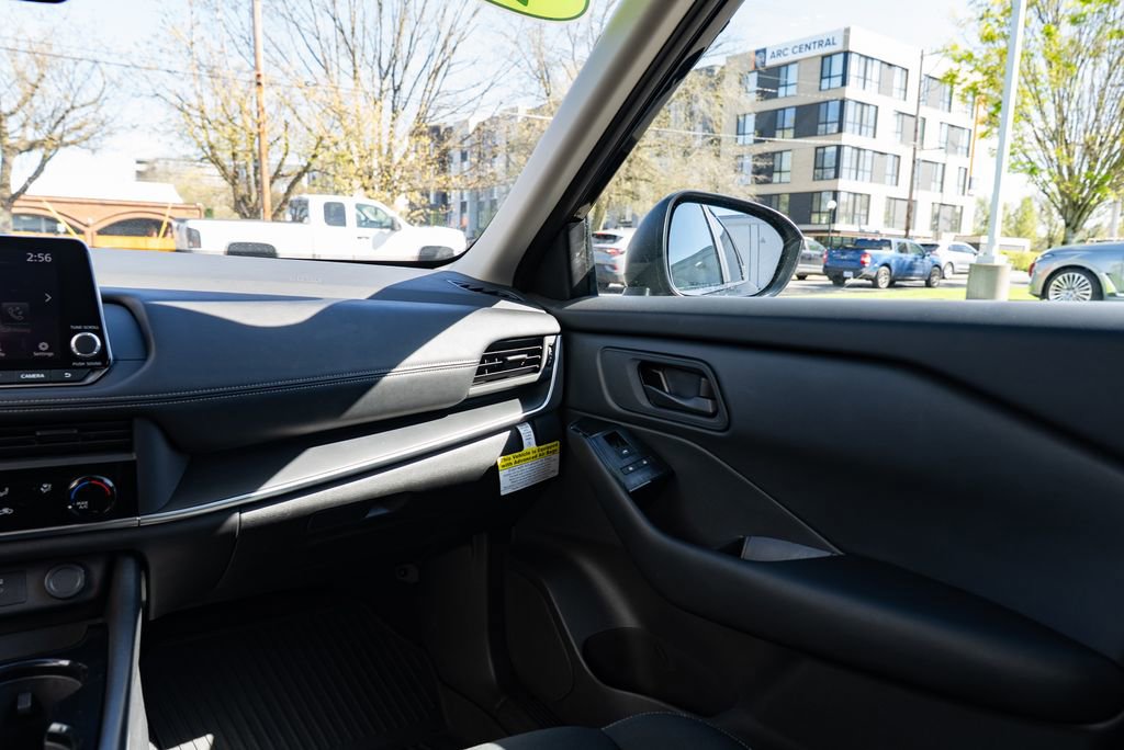 Certified 2025 Nissan Rogue S image 10