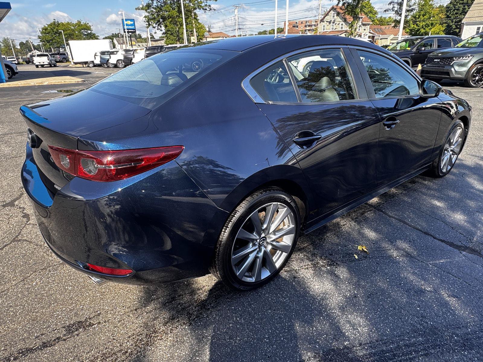 Used 2020 MAZDA MAZDA3 AWD Sedan w/ Select Package image 7