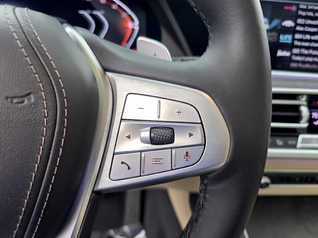 Used 2021 BMW X7 xDrive40i w/ Premium Package 2 AWD/4WD image 22