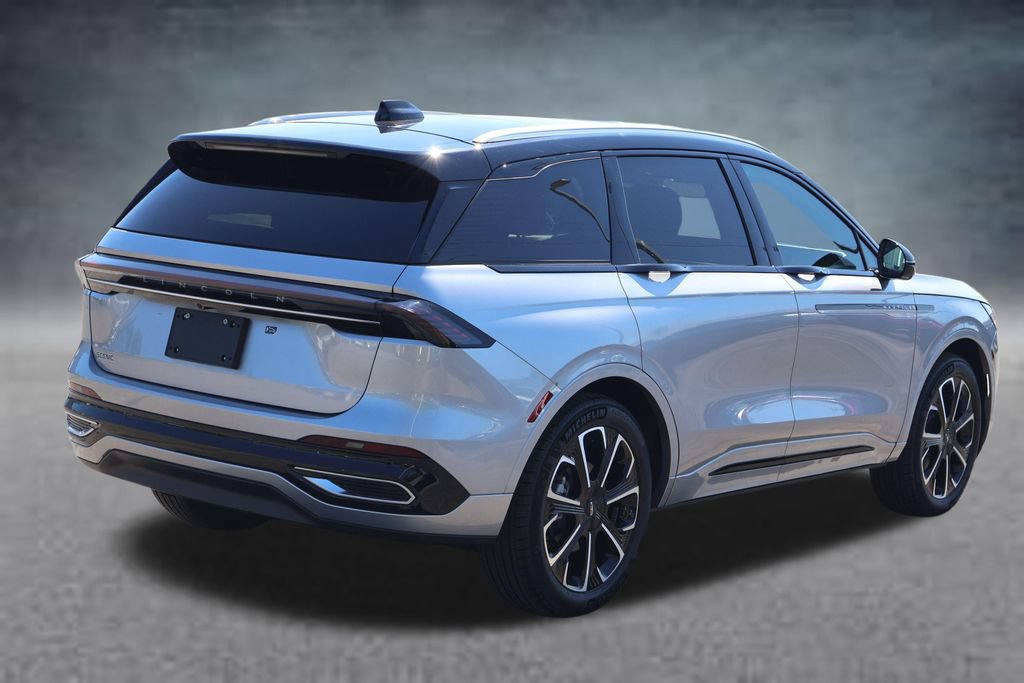 New 2026 Lincoln Nautilus Reserve AWD/4WD image 3